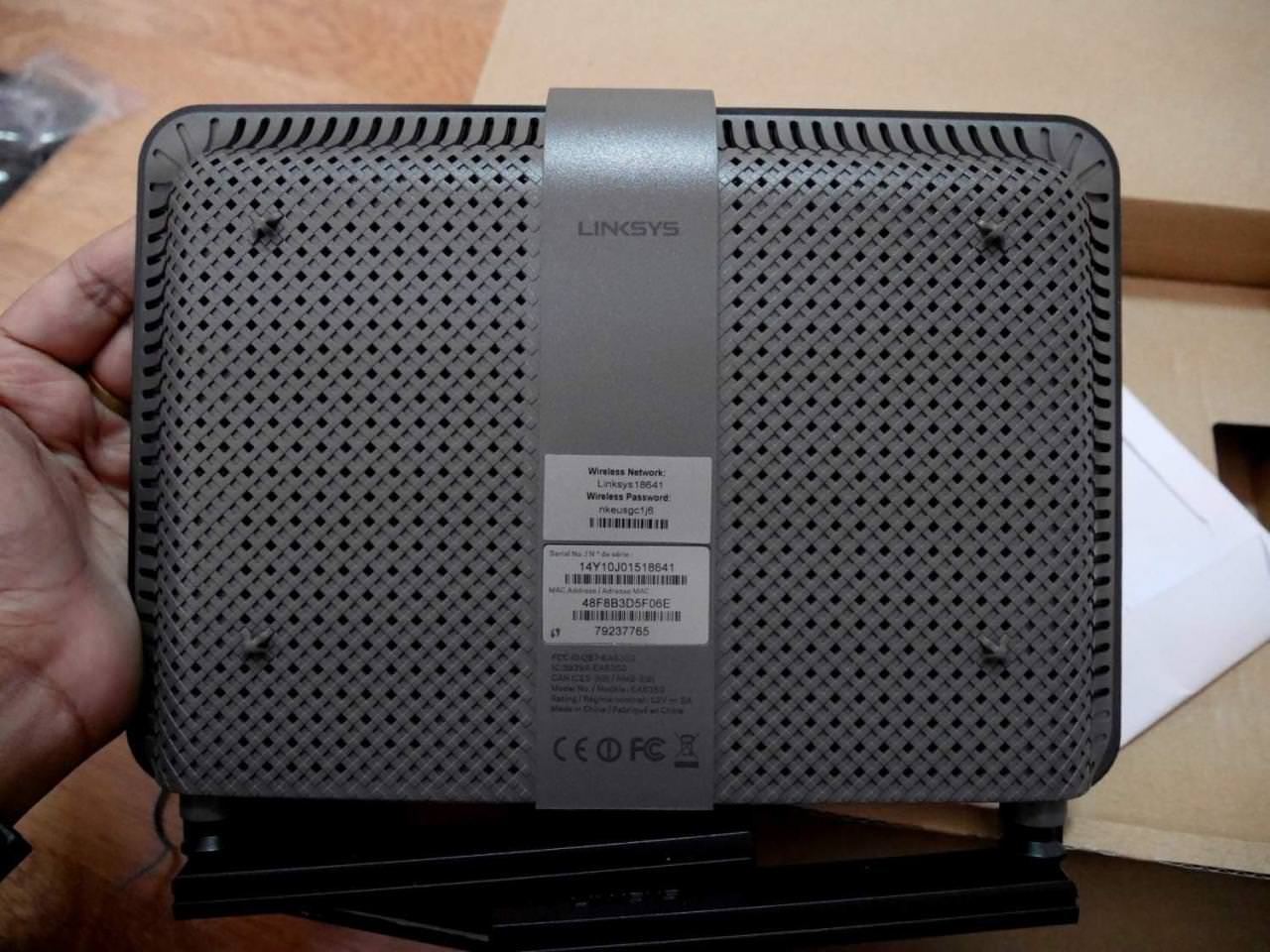 Unboxing แกะกล่อง Linksys EA6350