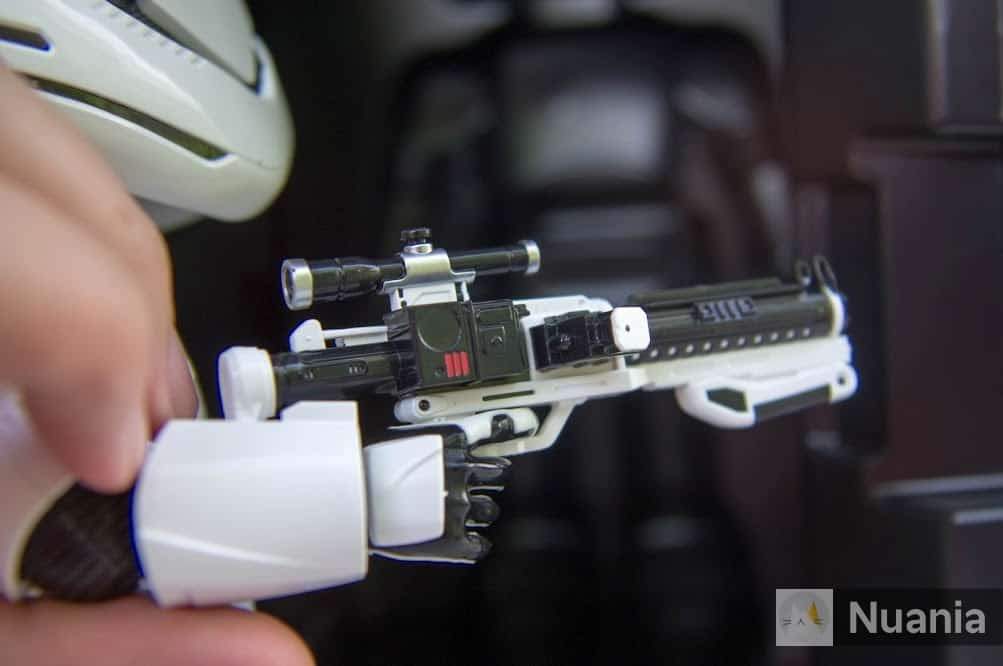 ลองเล่นหุ่นยนต์ First Order Stormtrooper จาก Ubtech บังคับด้วยมือถือ