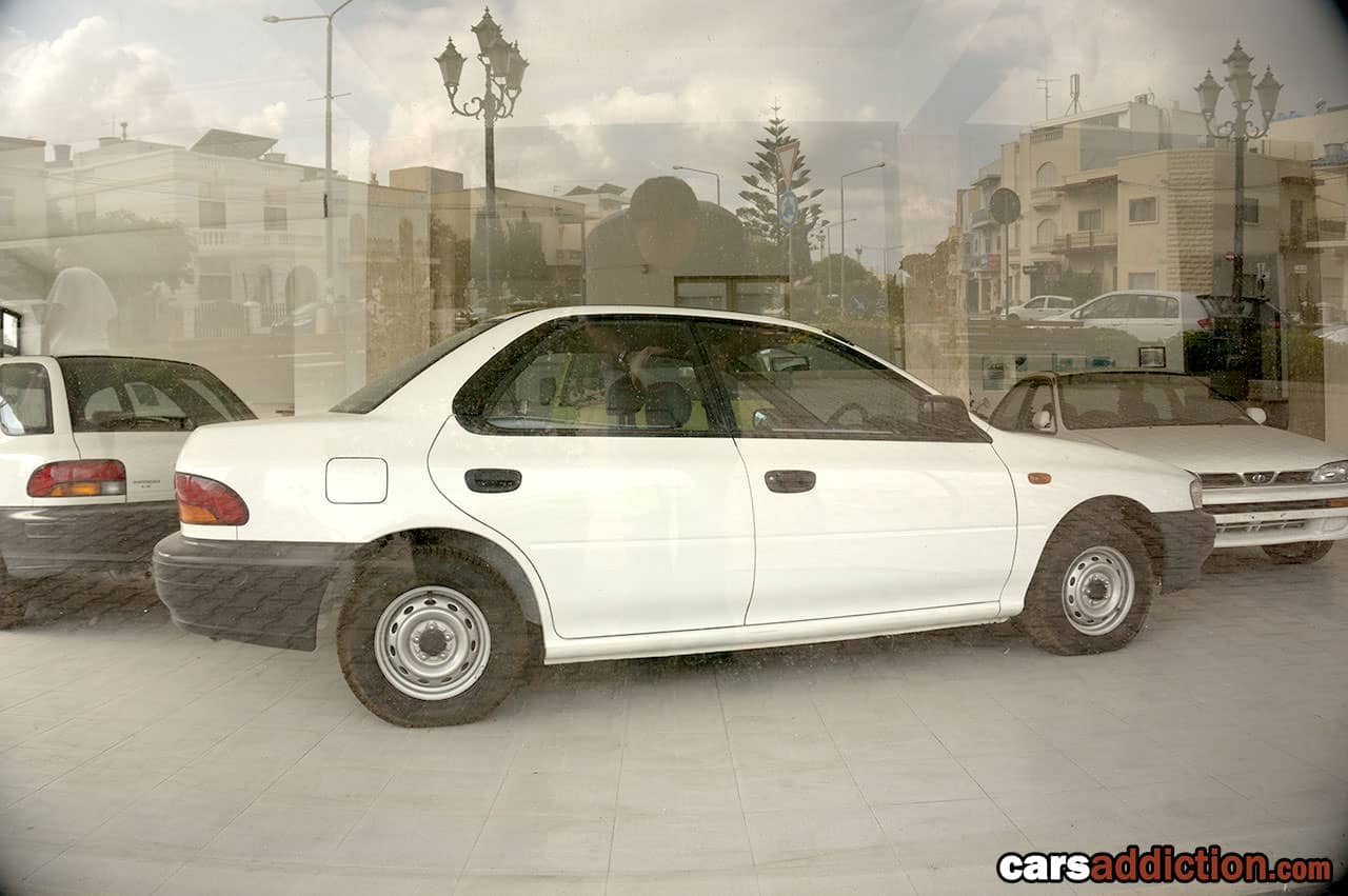 พบโชว์รูม Subaru ถูกทิ้งร้างที่ประเทศมอลตา เต็มไปด้วยรถเก่าที่เลขไมล์แทบจะเป็น 0