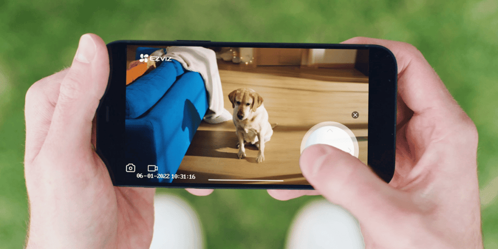 EZVIZ C6 กล้องวงจรปิด Smart AI Indoor Camera เพื่อการปกป้องเด็กและดูแลสัตว์เลี้ยง