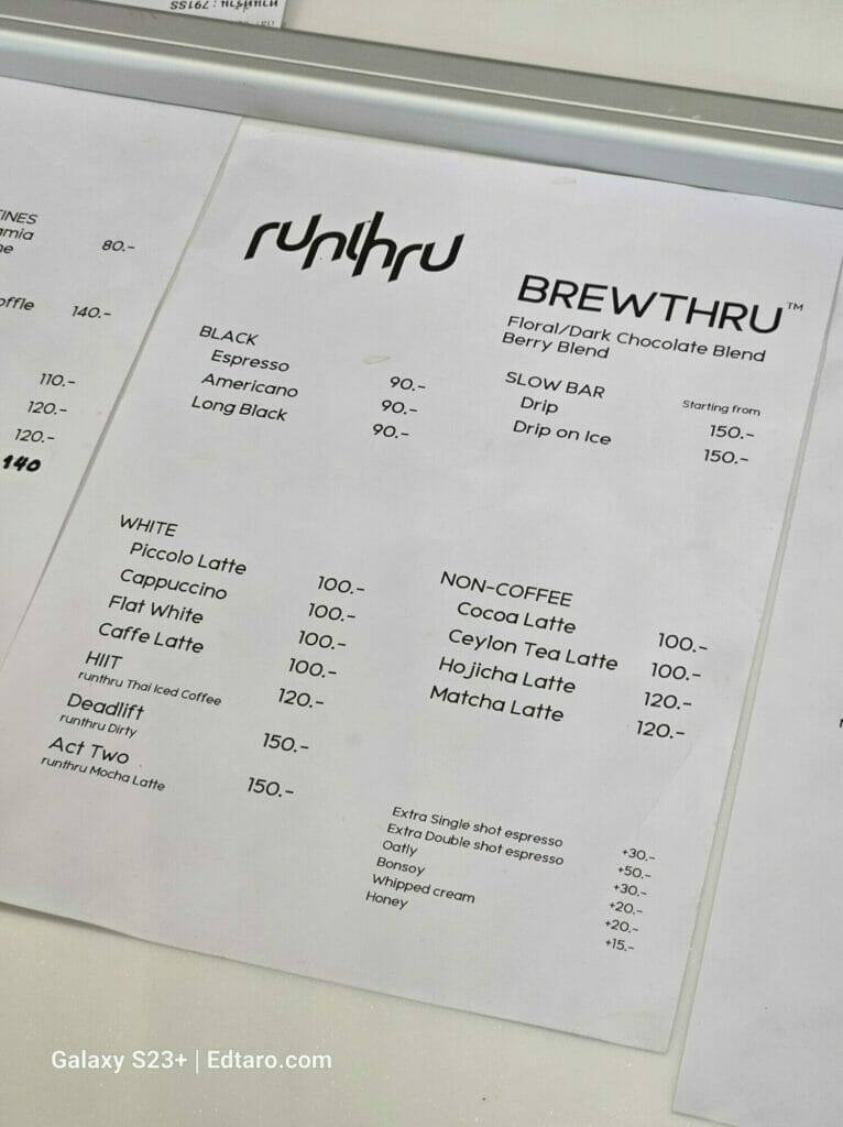 runthru.bkk คาเฟ่เปิดใหม่ย่านธุรกิจบัณฑิต แต่งร้านสไตล์มินิมอลผสมแคมป์ปิ้ง