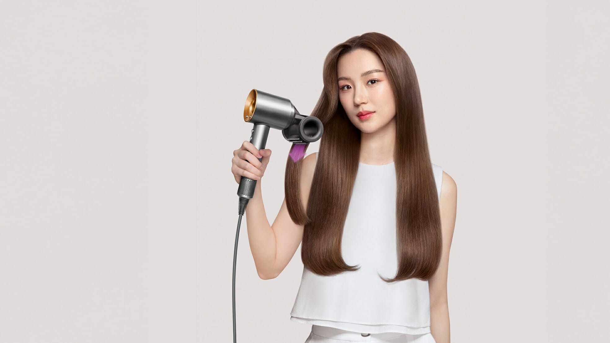 Tha Nearng - Dyson Supersonic hair dryer (1) copy